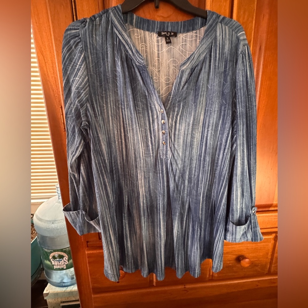 SAMI & JO Top with Cuffed 3/4 Sleeves - 1x